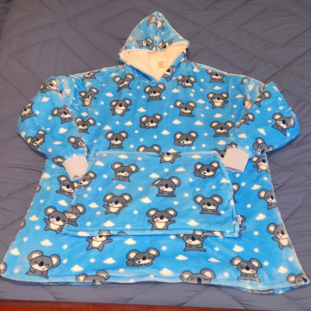 IEC - OODIE Wearable Blanket Hoodie - Koala - blue